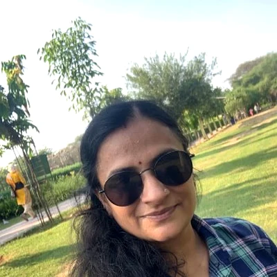 Vandana Naliyapara — CEO and HR Head, PushtiMarg IT